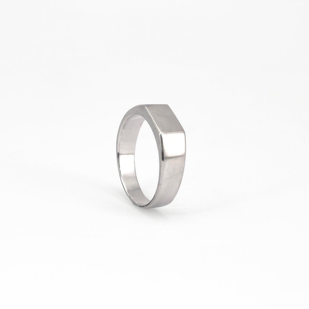 THE SIGNET / CORE