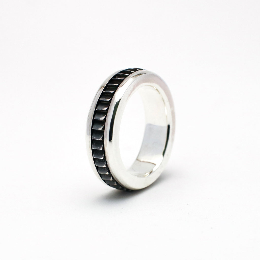 Industrial District Technical Worker Spinner Ring